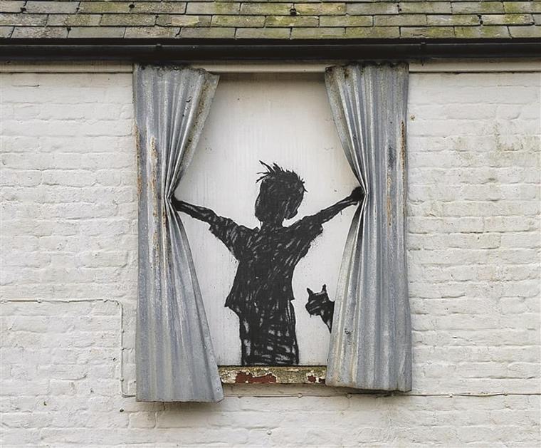 Il ritorno di Banksy, “Morning is Broken”