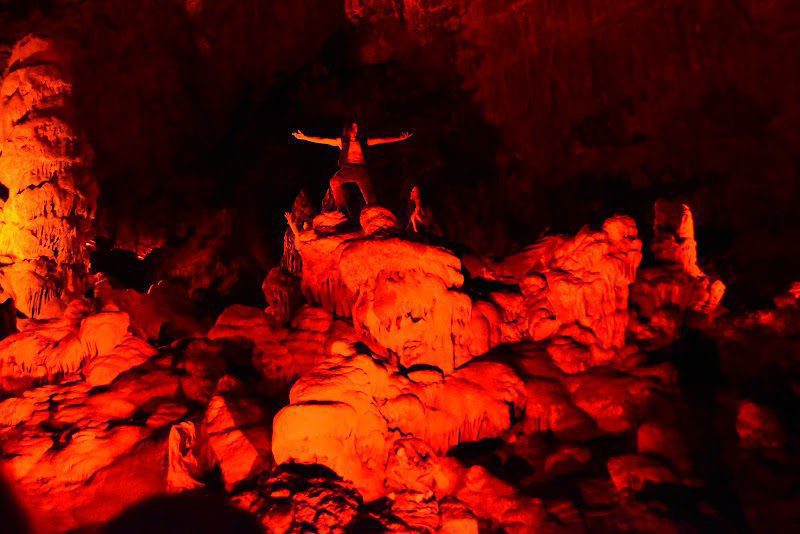 Hell in the Cave: alle Grotte con Dante